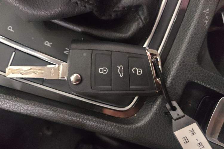 Used Volkswagen Golf 2018 1.6L Automatic Comfort Model
