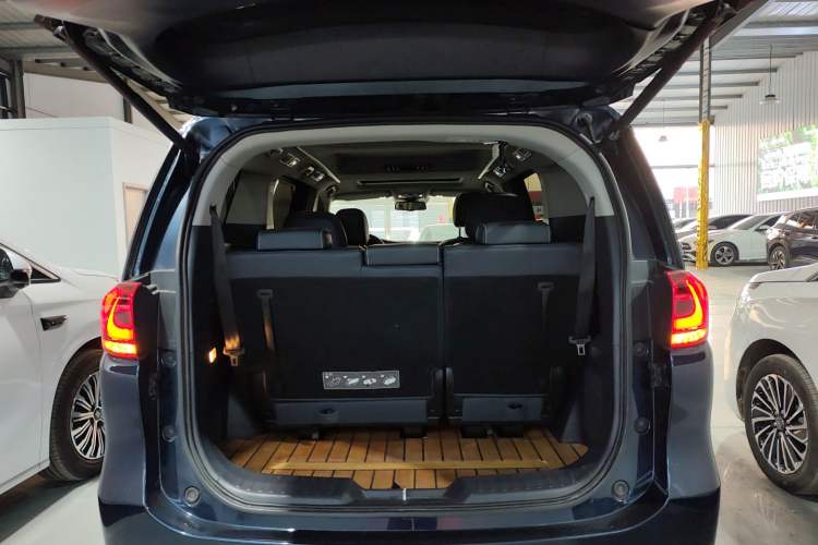 Used GAC Trumpchi M8 2019 320T Ultimate Edition