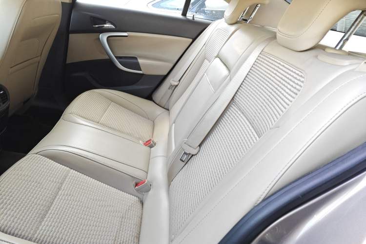 Used Buick Regal 2014 2.0L Leading Fashion Edition