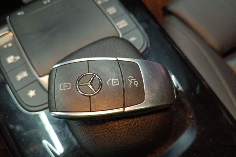 Used Mercedes-Benz A-Class 2022 Restyled A 200 L Sport Sedan Fashion Version
