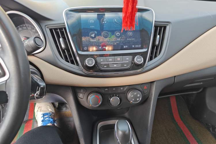 Used Chevrolet Monza 2020 320 Automatic Enjoyment Edition
