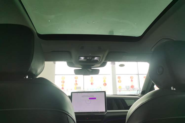 Used Volkswagen Passat 2025 Pro 380TSI Dragon Supreme Edition
