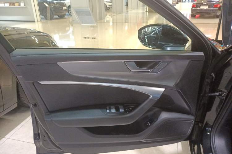 Used Audi A6L 2025 40 TFSI Luxury Dynamic Edition
