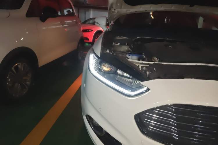 Used Ford Mondeo 2013 2.0L GTDi240 Flagship Edition
