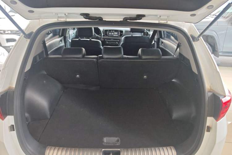 Used Kia KX5 2016 1.6T Automatic Two-Wheel Drive DLX
