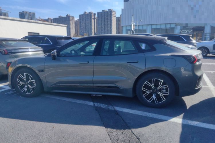 Used Zeekr 001 2025 WE Edition 95 kWh All-Wheel Drive
