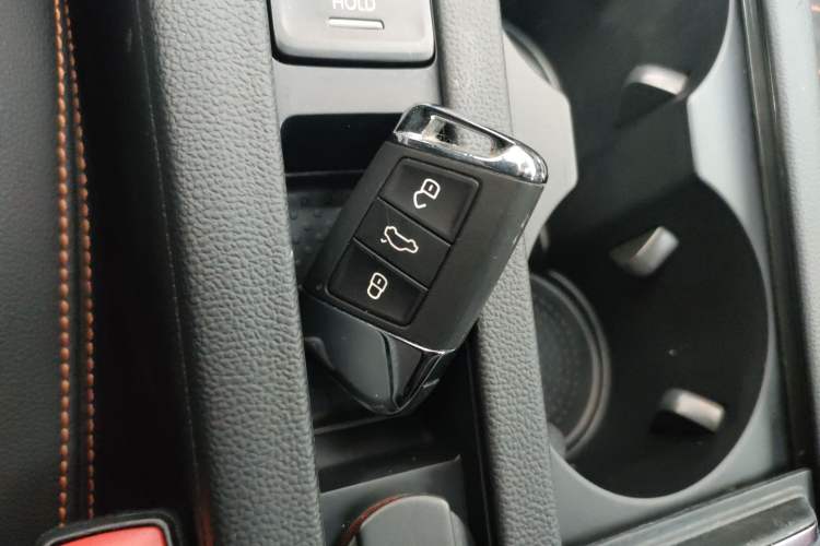 Used Volkswagen Magotan 2021 330TSI DSG 30th Anniversary Edition