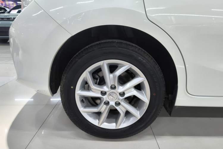 Used Nissan Tiida 2024 1.6L CVT Cool Dynamic Edition