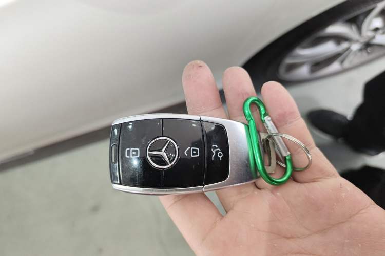 Used Mercedes-Benz E-Class 2020 E 300 L Sporty and Stylish Model
