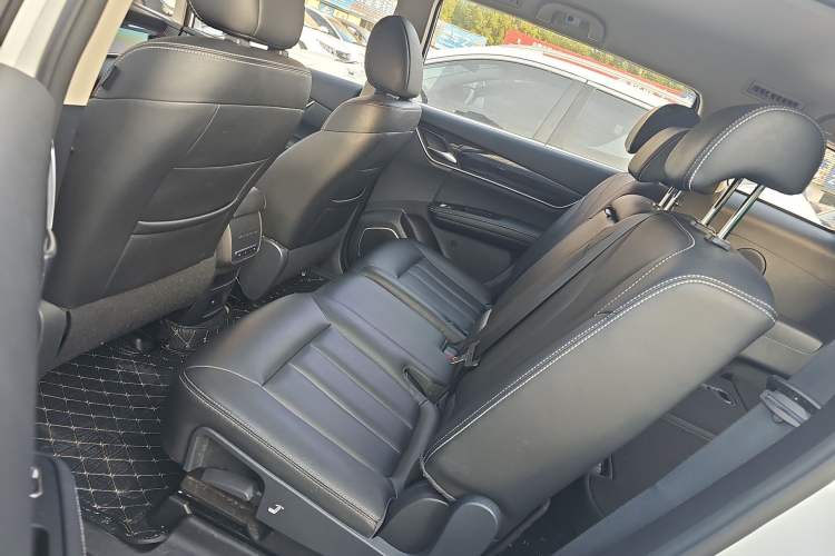 Used BYD Song MAX 2017 1.5T Automatic Smart Connect Luxury 7-Seater
