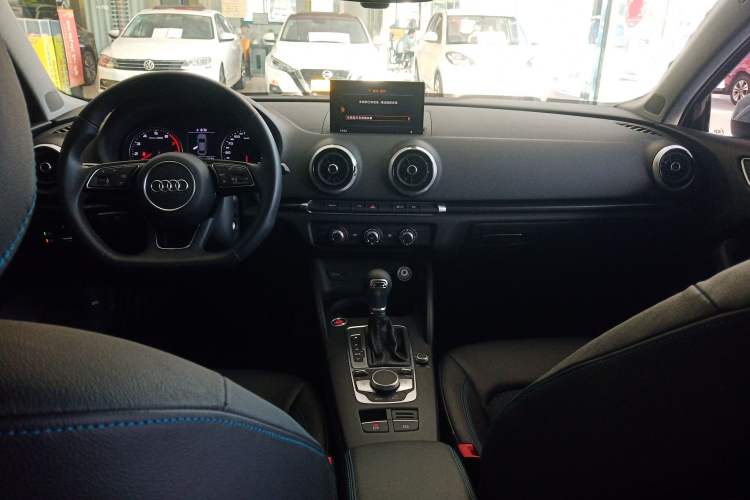 Used Audi A3 2020 Limousine 35 TFSI Fashion Edition China VI Emission Standard