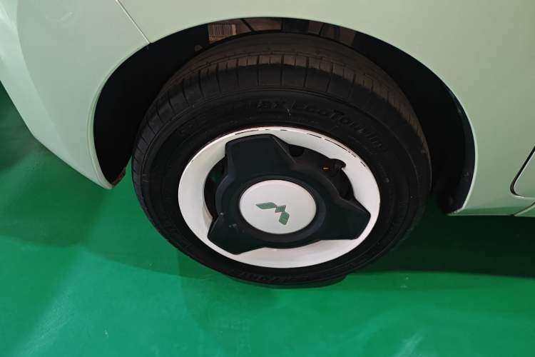 Used Wuling Hongguang MINIEV 2021 Macaron Fashion Model Lithium Iron Phosphate