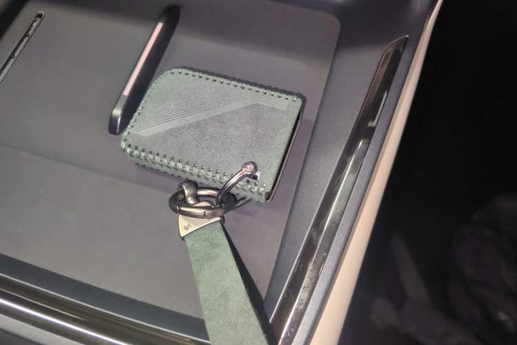 Used Lynk & Co 07 2024 EM-P 126 Long-Range Halo
