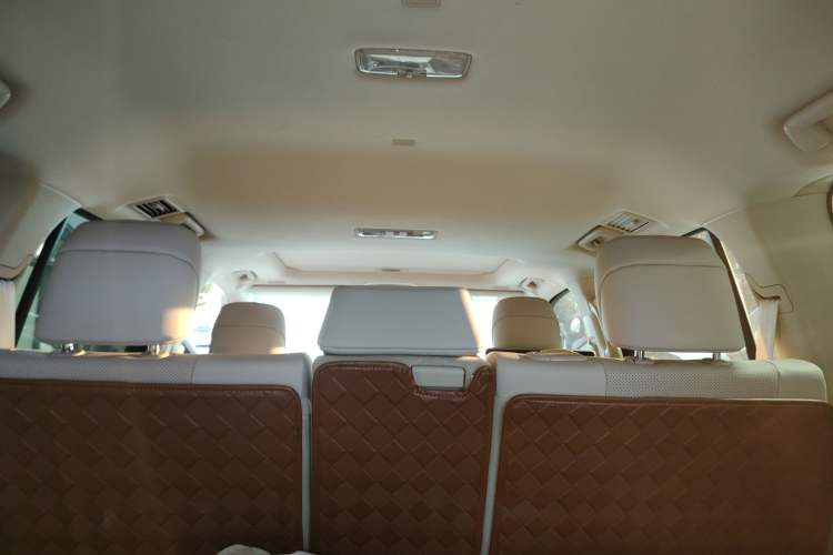 Used Toyota Land Cruiser 2022 3500 3.5T GXR with 20 Wheels Velvet Finish No Creep—Middle East
