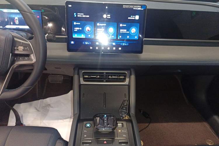 Used BYD Qin L 2024 DM-i 120KM Leading Model
