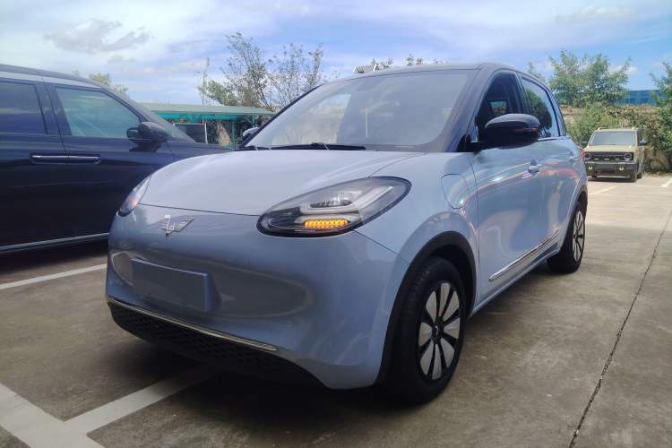 Used Wuling Bingo 2023 410 km Lingxi Deluxe Edition
