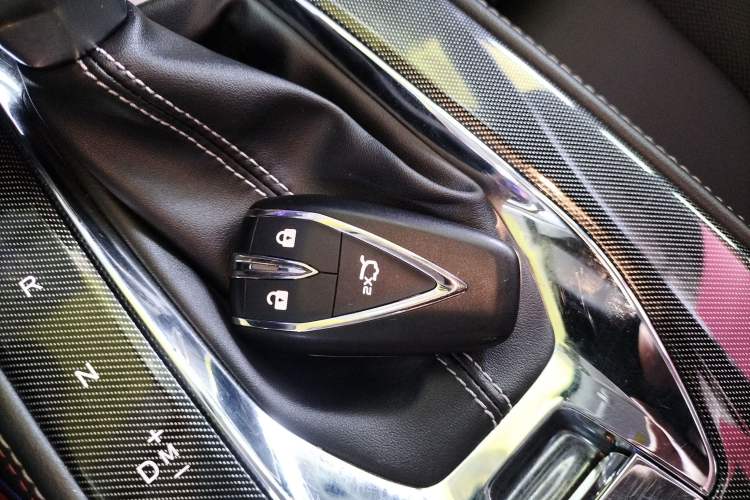 Used Oshan X5 2021 Revised Version 1.5T DCT Luxury Edition
