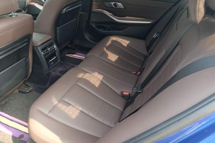 TDK.VehicleDetails.img