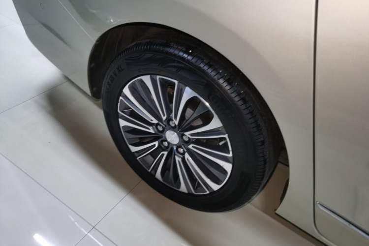 Used Buick GL8 2021 ES Land Cruiser 653T Flagship Model
