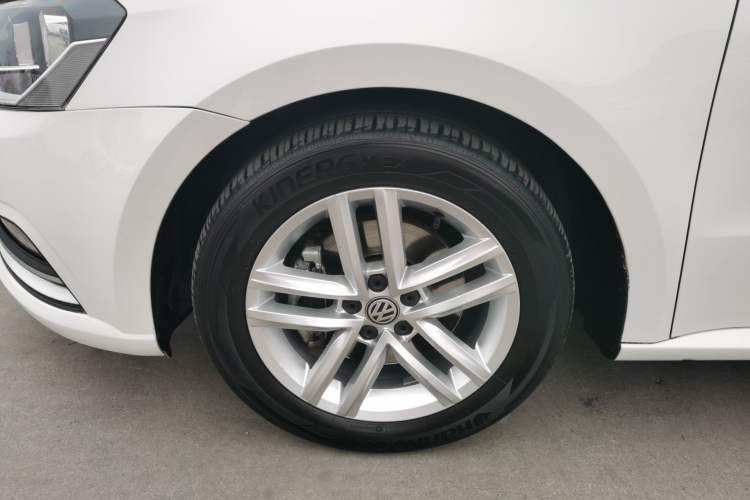 Used Volkswagen Gran Lavida 2017 230TSI DSG Comfort Edition
