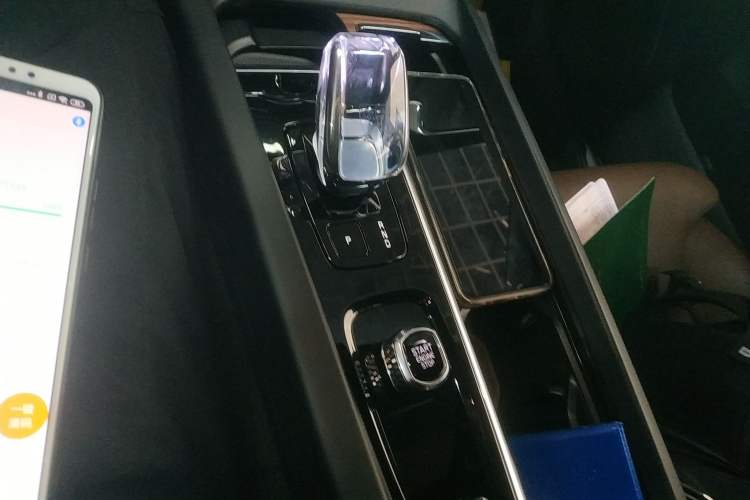 Used Volvo XC60 2025 B5 Four-Wheel Drive Smart & Advanced Luxury Edition
