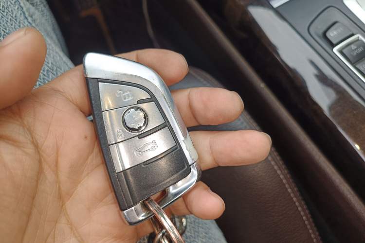 Used BMW X5 2017 xDrive28i
