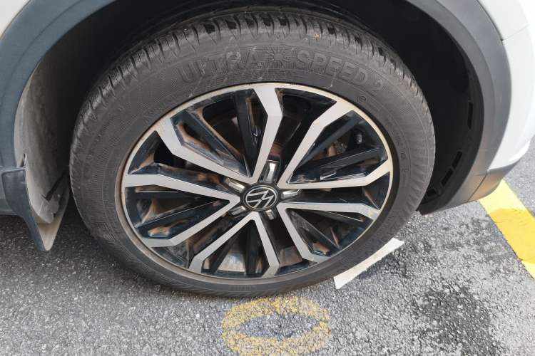 Used Volkswagen T-ROC 2021 280TSI DSG Two-Wheel Drive Comfort Connect Edition
