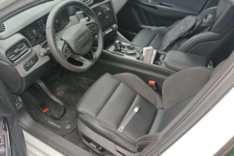 Used Lynk & Co 03 2022 1.5TD DCT JingPlus
