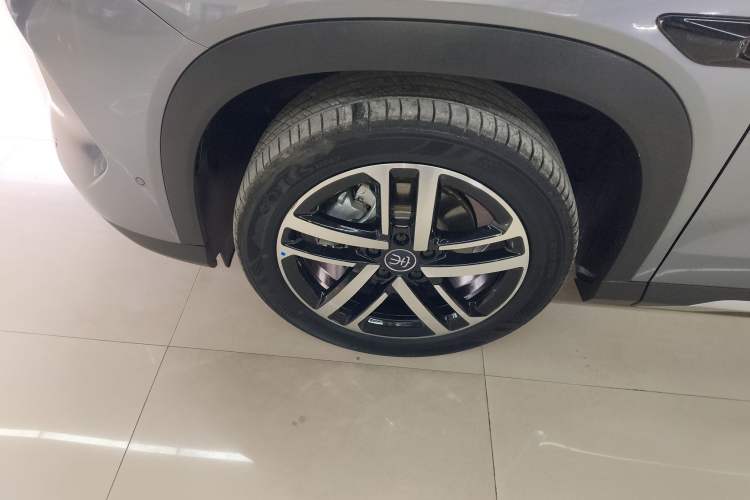 Used BYD Song L DM-i 2025 Intelligent Driving Version 112 km Beyond-Range Type