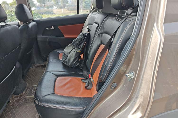 Used Kia Sportage R 2015 2.0L Automatic Two-Wheel Drive GL
