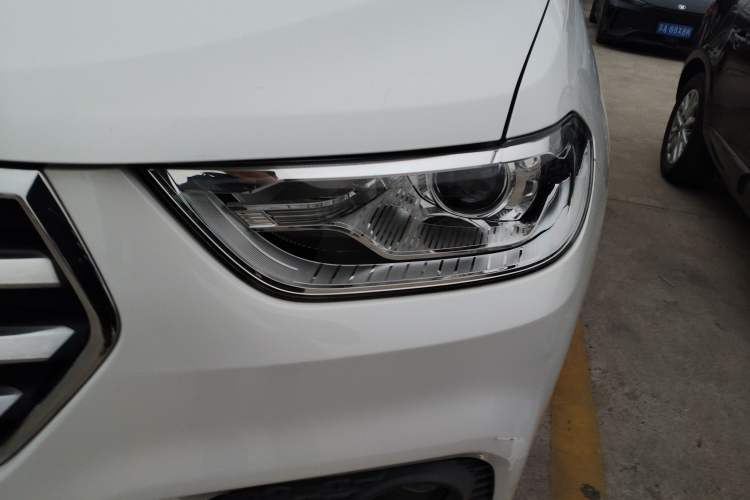 Used Haval H2 2017 Blue Label 1.5T Automatic Two-Wheel Drive Luxury Model