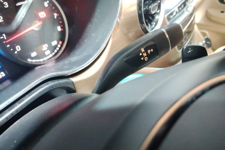 Used Mercedes-Benz V-Class 2021 V 260 Prestige Edition
