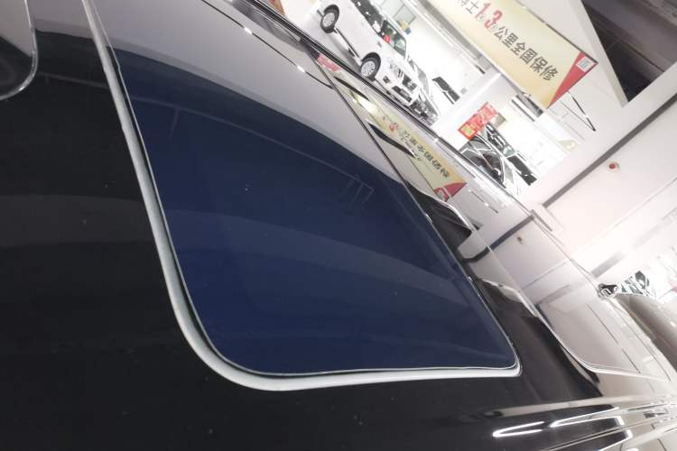 Used Denza D9 2025 DM-i Intelligent Drive 1020 Four-Wheel Drive Prestige Model
