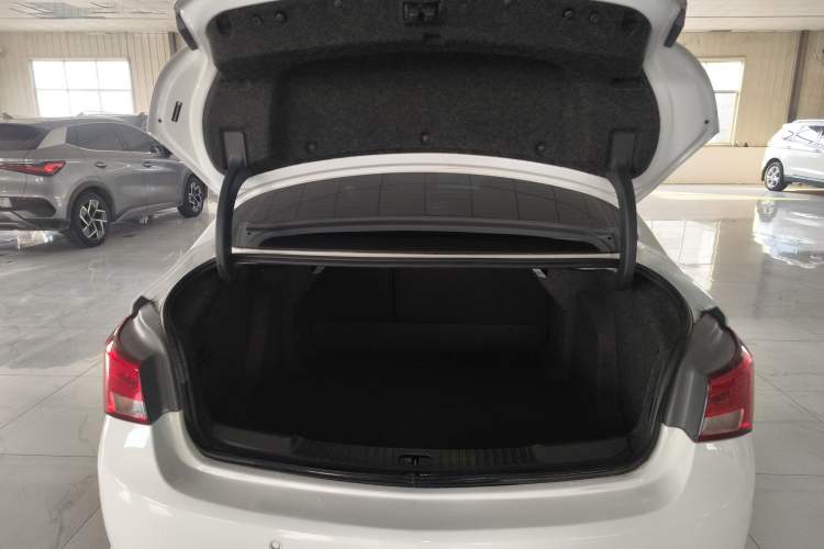 Used Buick Verano 2018 Sedan 15S Automatic Leading Model
