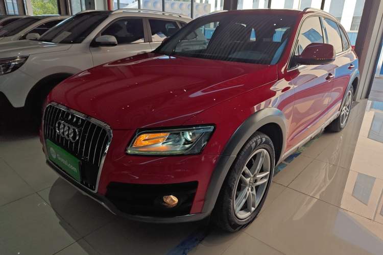 Used Audi Q5 2017 Plus 40 TFSI Technology Model