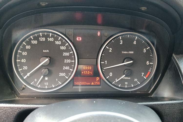 Used BMW X1 2014 sDrive18i Fashion Model
