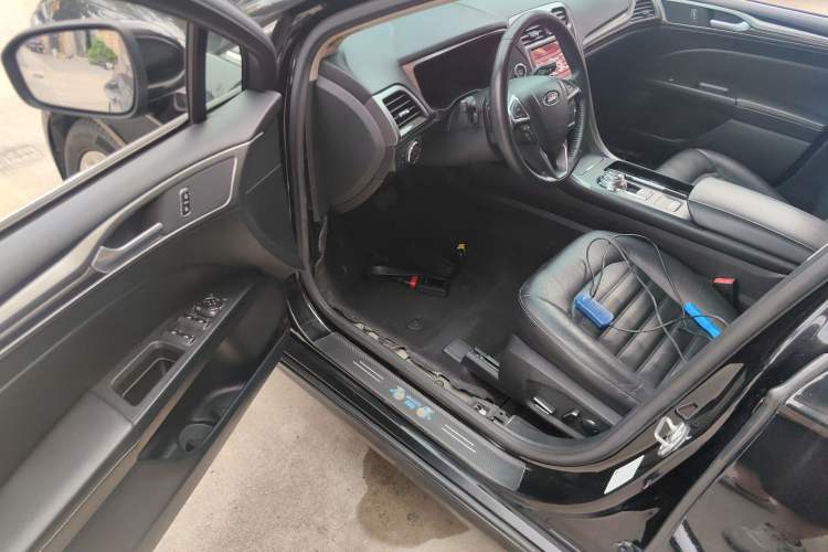 Used Ford Mondeo 2017 EcoBoost 180 Stylish Model
