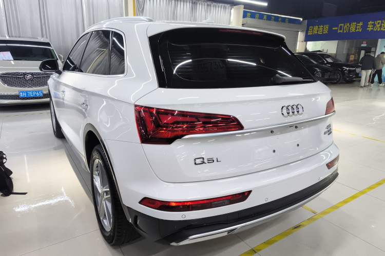 Used Audi Q5L 2023 40T Fashionable and Elegant Version