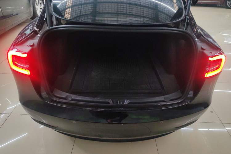 Used Tesla Model 3 2022 Rear-Wheel-Drive Version