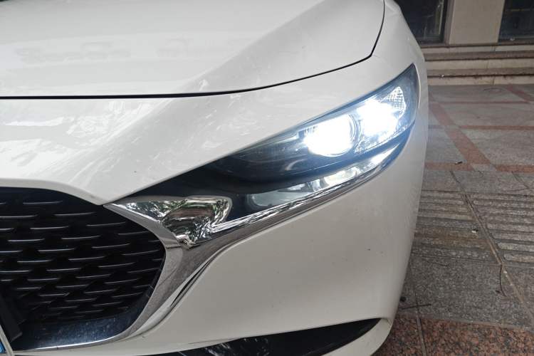 Used Mazda Mazda 3 Axela 2021 2.0L Automatic ZhiXuan Edition
