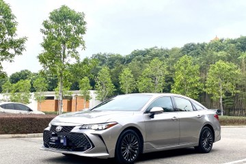 Used Toyota Avalon 2019 2.5L Touring Premium Version China VI Standard
