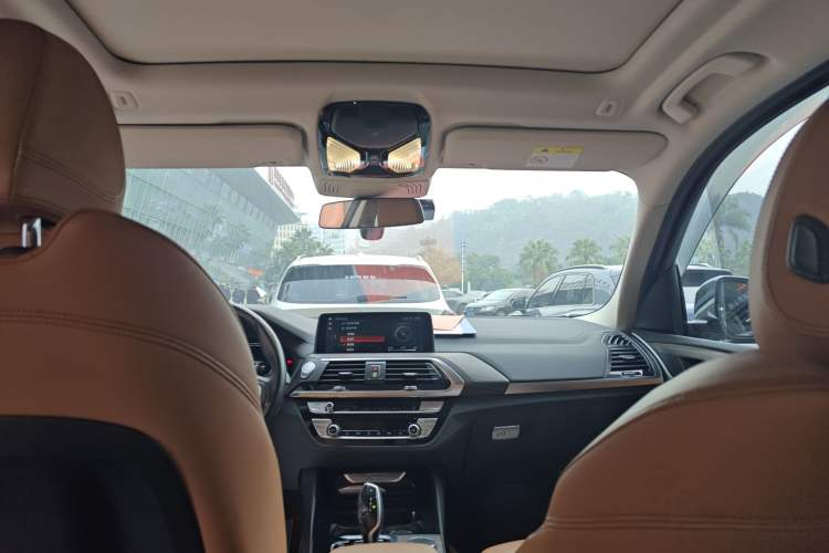 Used BMW X3 2018 xDrive28i Luxury Package China VI Emission Standard
