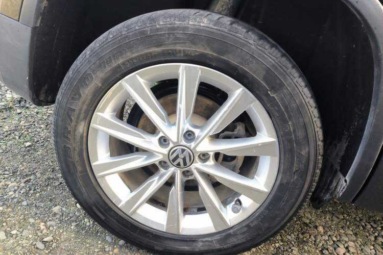 Used Volkswagen Tiguan 2017 300TSI Automatic Two-Wheel Drive Silk Road Luxury Edition
