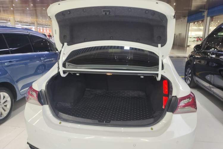 Used Chevrolet Malibu XL 2019 535T CVT Active Version