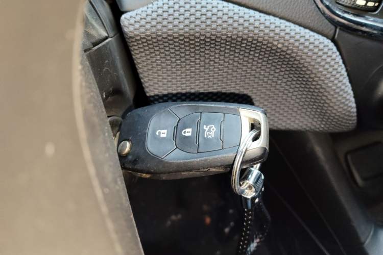 Used Chevrolet Cruze 2017 1.5L Automatic Pioneer Sunroof Edition