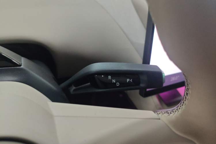 Used Xiaomi Auto YU7 2025 Ultra-Long Range All-Wheel Drive Pro Version
