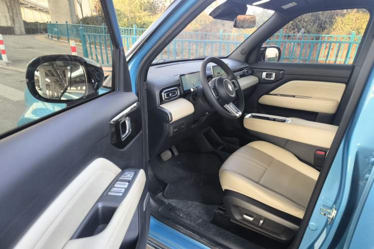 Used Baojun Spark EUV 2024 Prestige Edition 4 Seats
