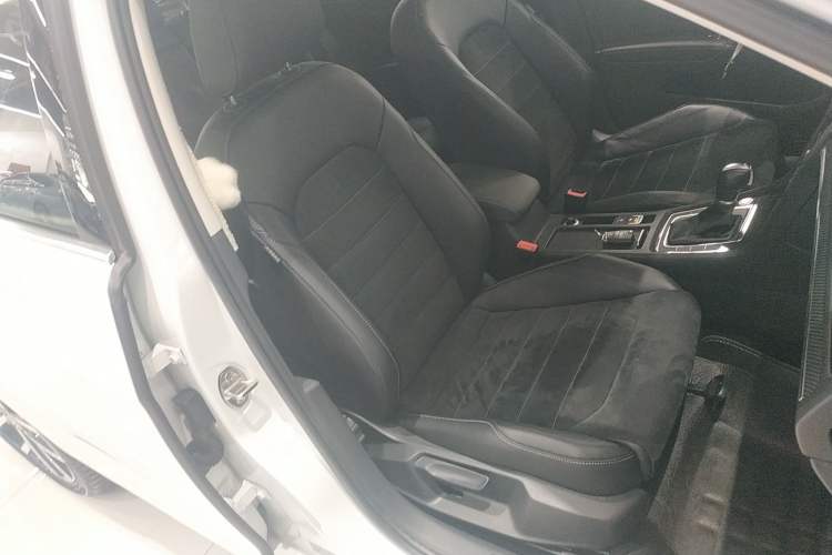 Used Volkswagen Golf 2019 280TSI DSG Luxury Version China VI Standard