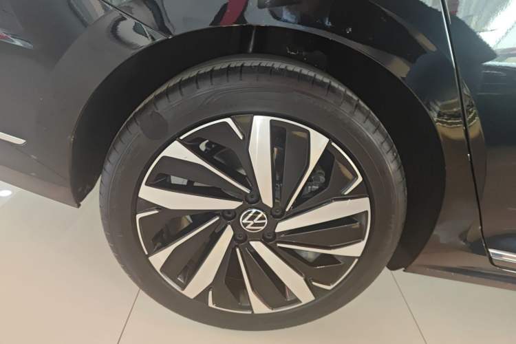 Used Volkswagen Passat 2022 330TSI Starry Luxury Edition