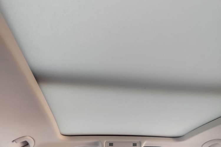 Used Volkswagen Tayron 2023 330TSI Two-Wheel-Drive R-Line High-Energy Version
